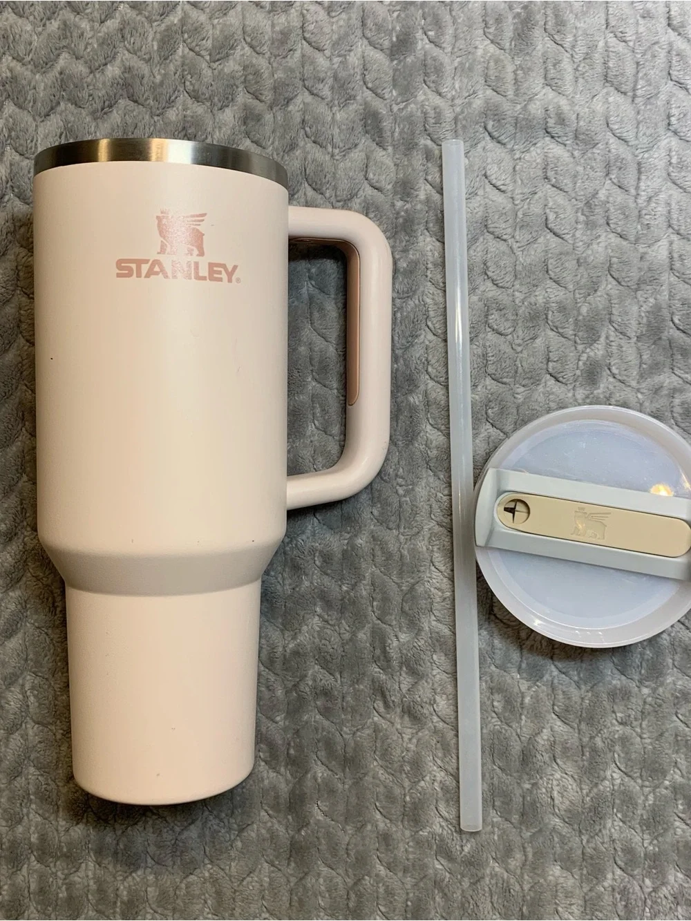 Stanley Pale Pink Travel Tumbler with Handle and Straw - Picture 6 of 7